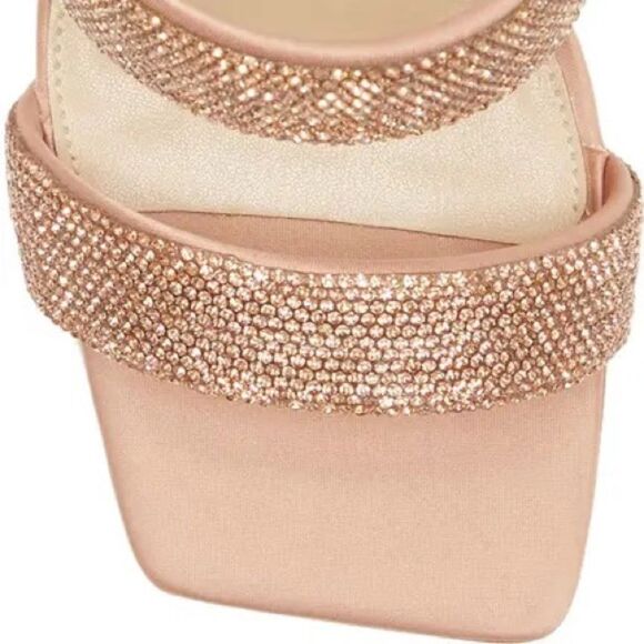 ✨ Aslee Sandal
VINCE CAMUTO✨ - Picture 7 of 12
